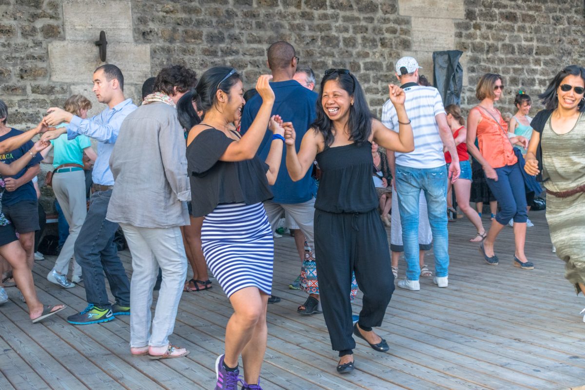 Dancing on the Paris Plage in summer